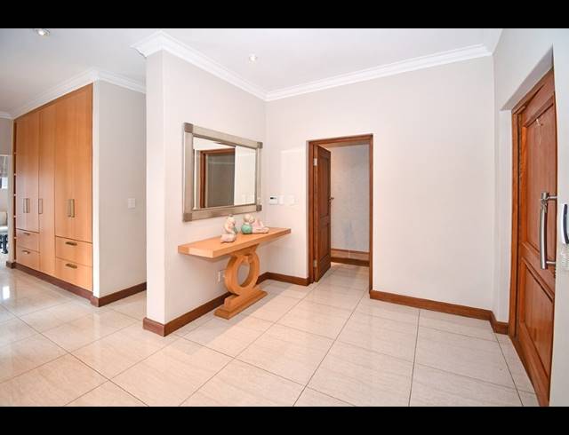 4 BEDROOM HOUSE FOR SALE IN KENSINGTON
